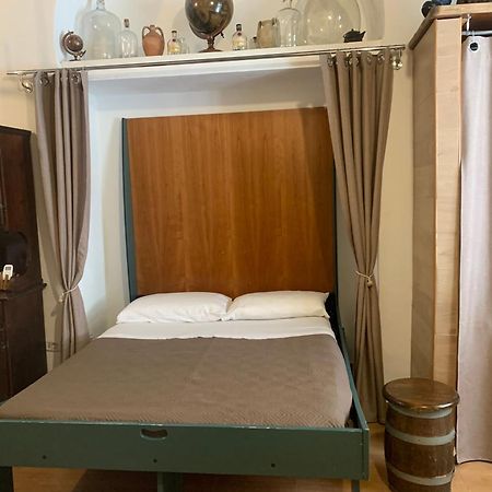 Apartamento La Tana Dei Pirati 2 Nápoles Exterior foto